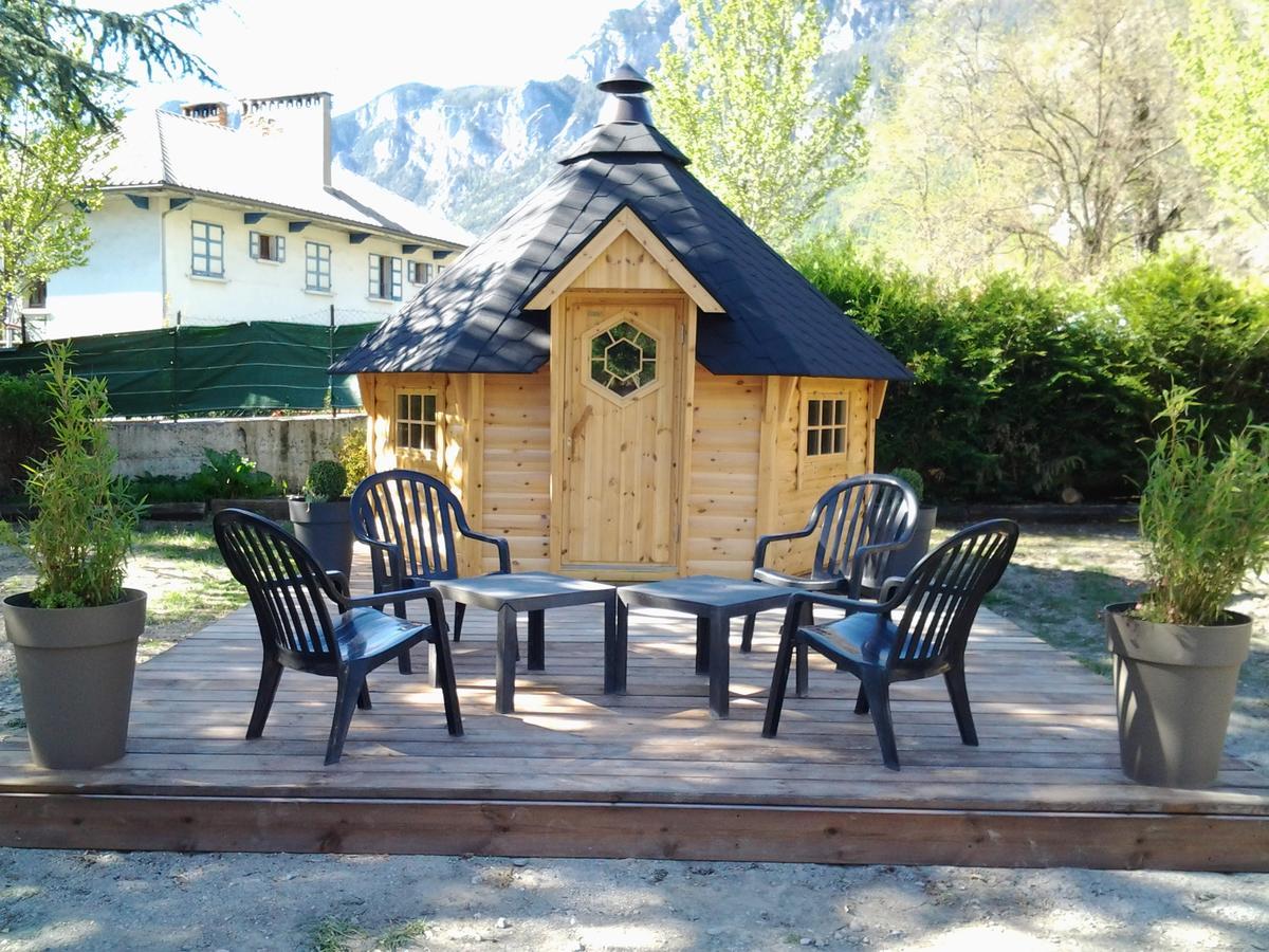 Hotel La Gare L'Argentiere-la-Bessee Exterior foto