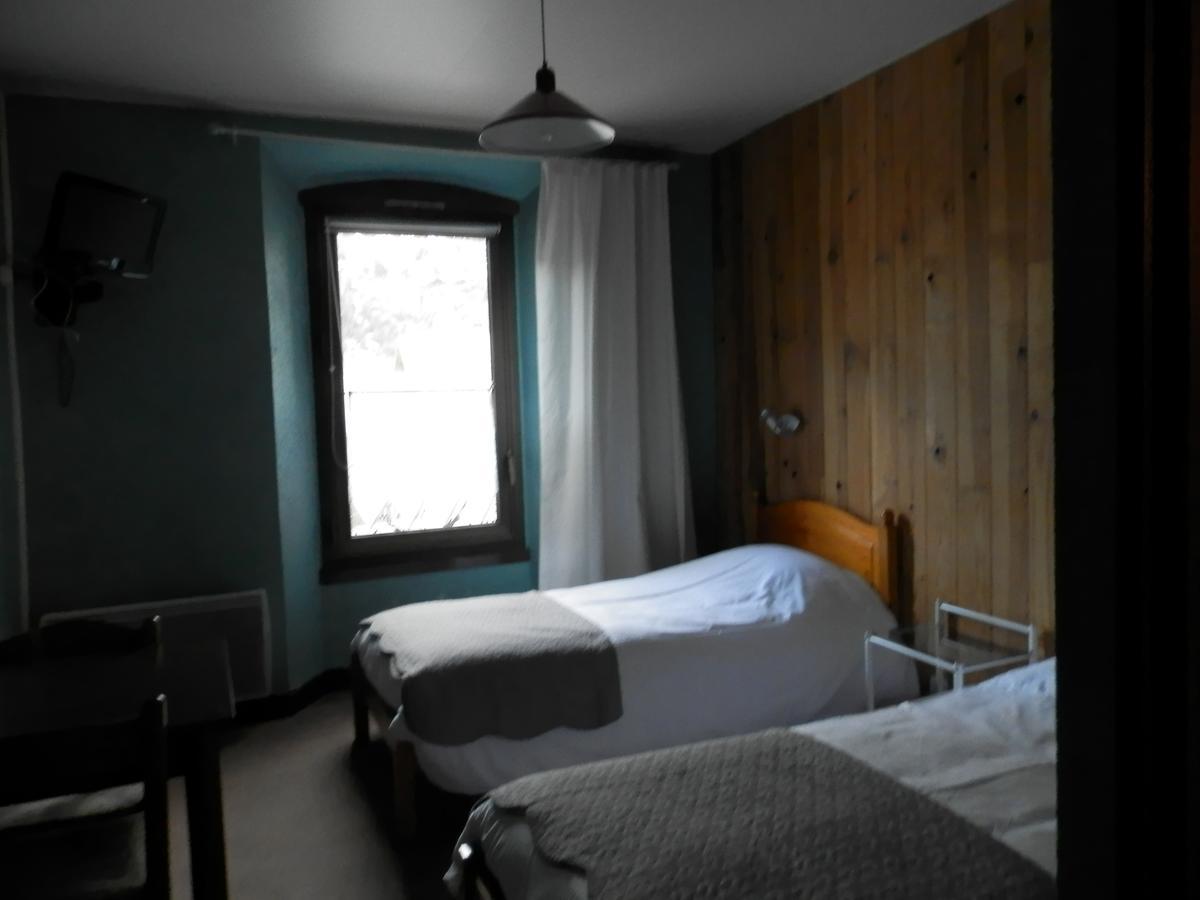 Hotel La Gare L'Argentiere-la-Bessee Exterior foto